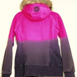 Pink scuba goodies limited edition lululemon size